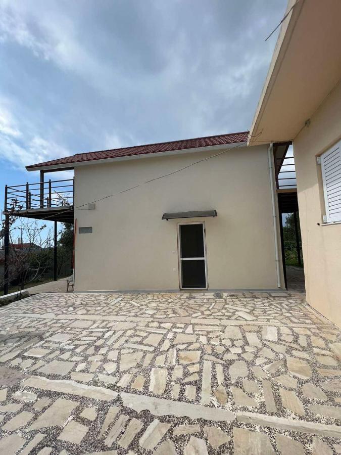 Attic View Villa Loutsa  Bagian luar foto