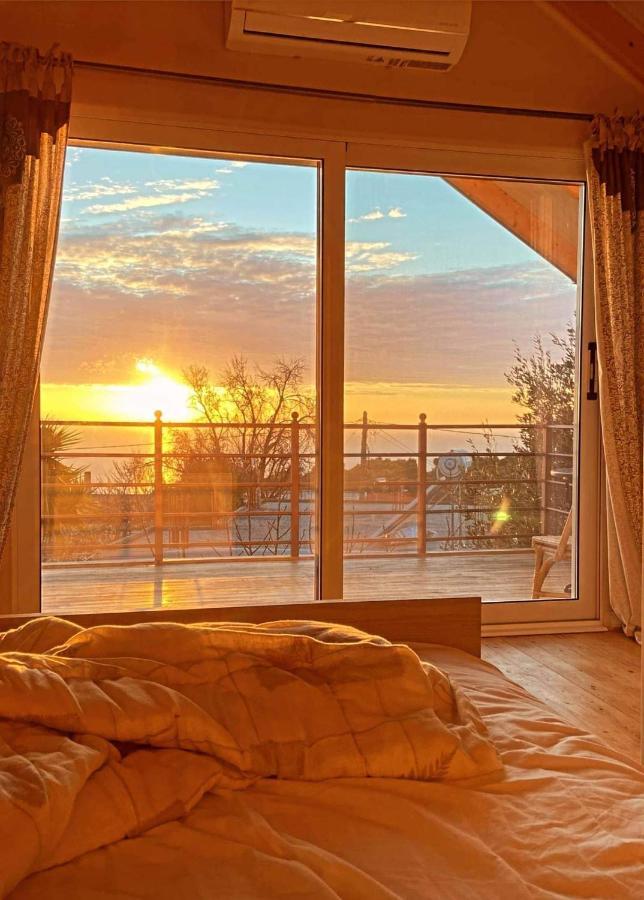 Attic View Villa Loutsa  Bagian luar foto